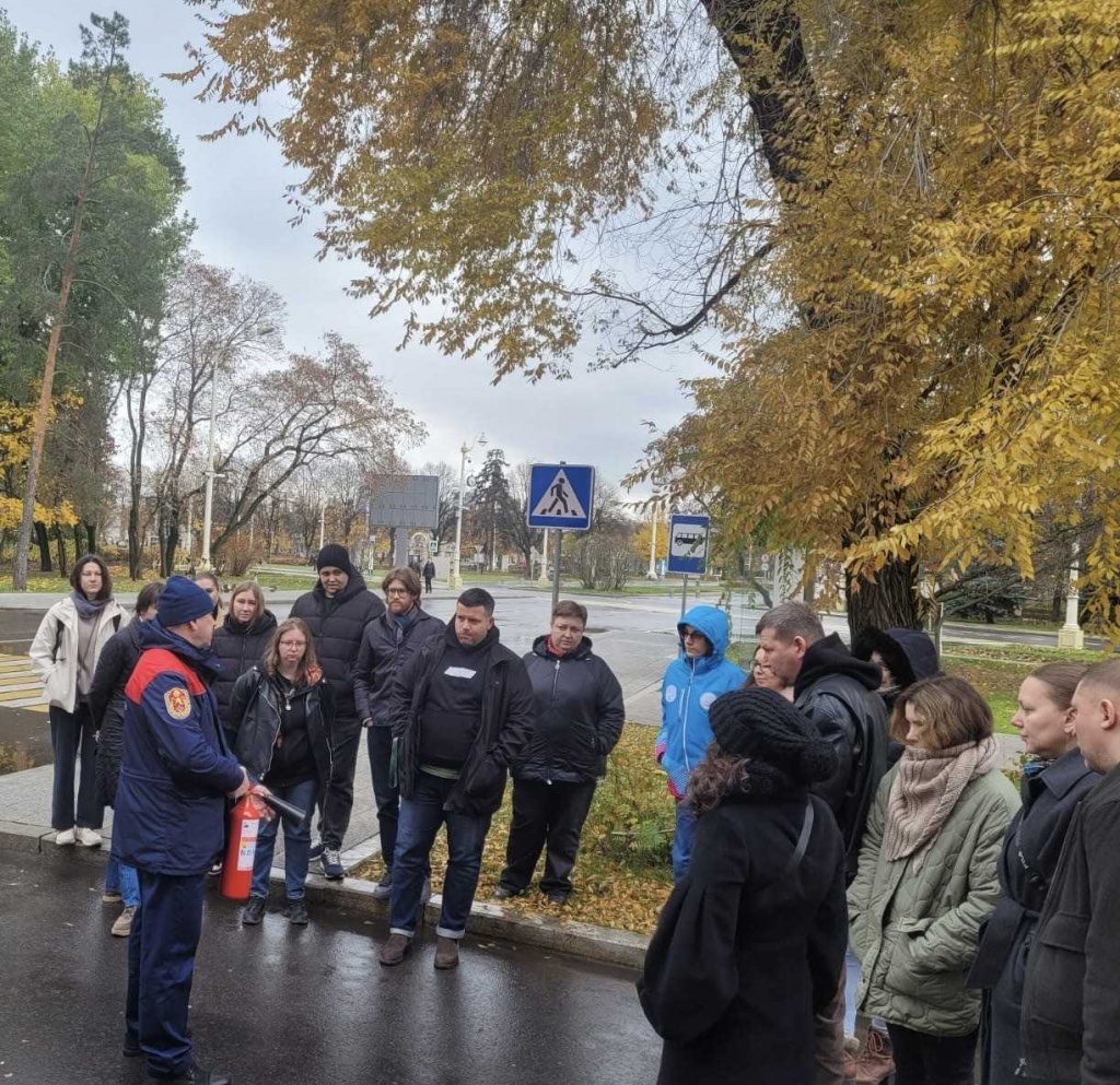 download001.jpg download001.jpg